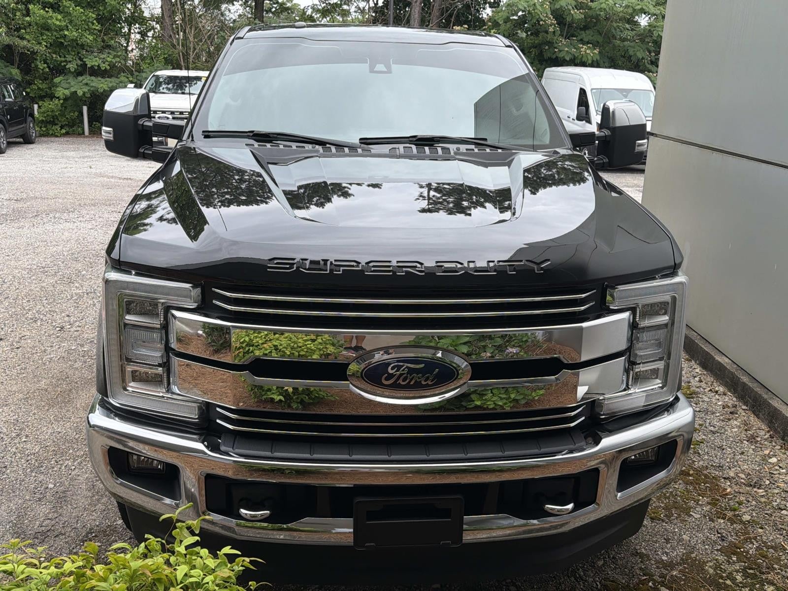 2017 Ford Super Duty F-250 SRW Lariat