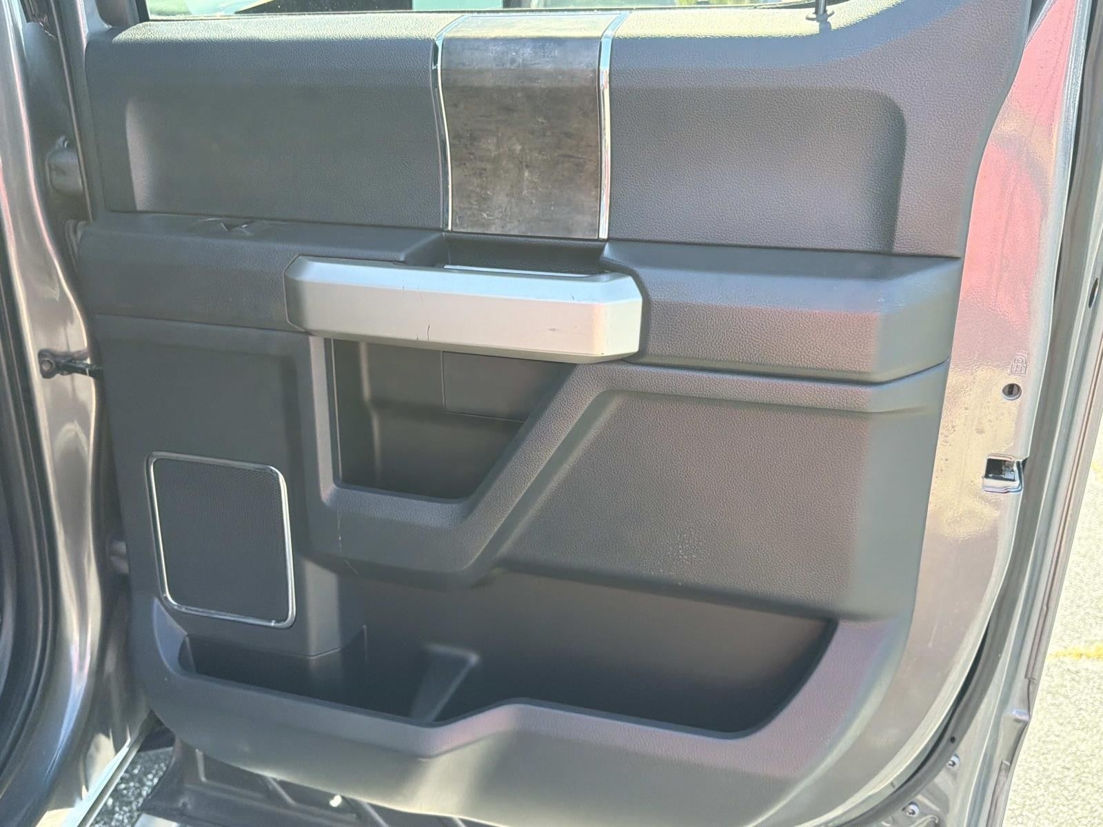 2022 Ford Super Duty F-250 SRW LARIAT