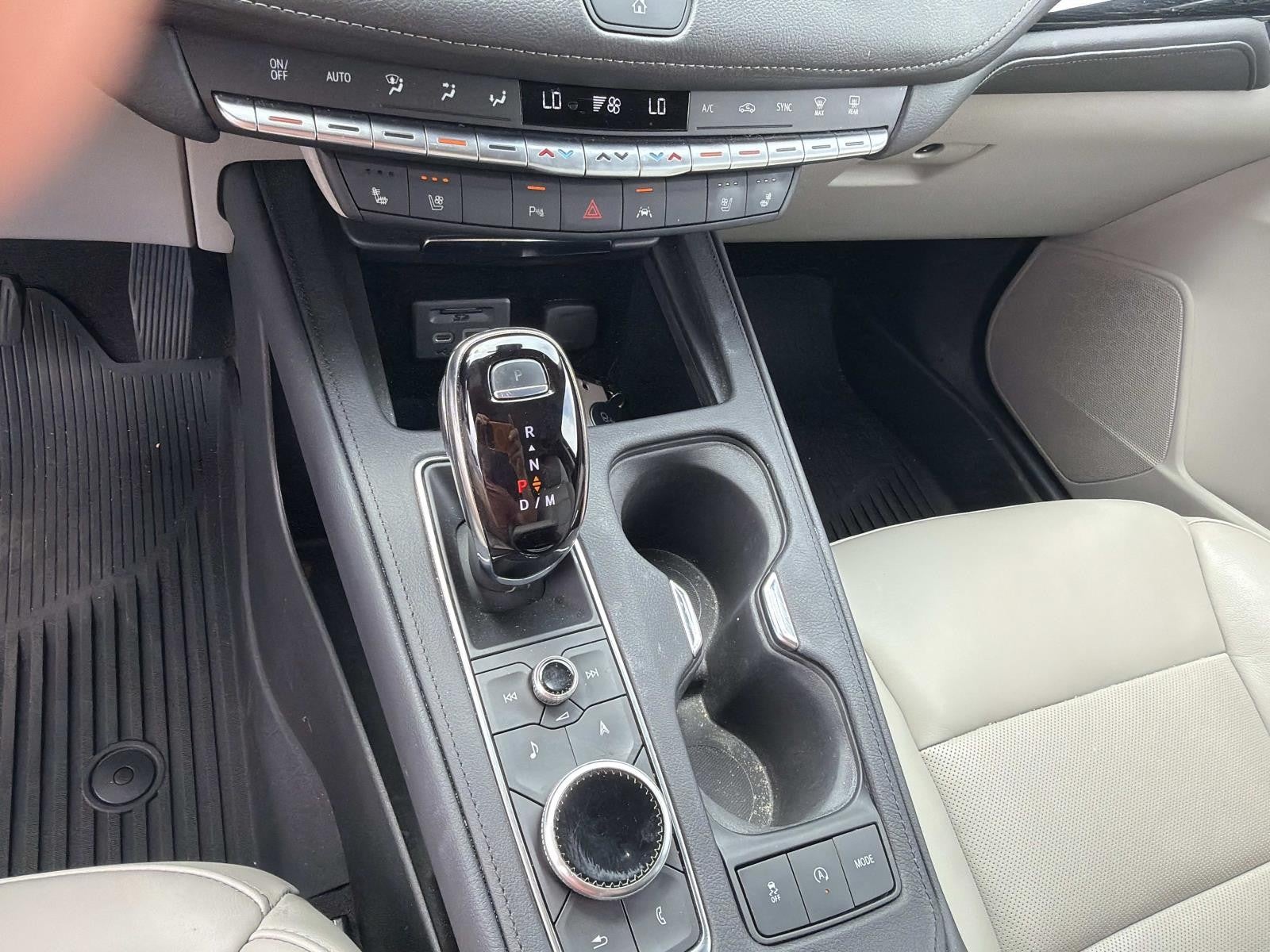 2023 Cadillac XT4 FWD Premium Luxury