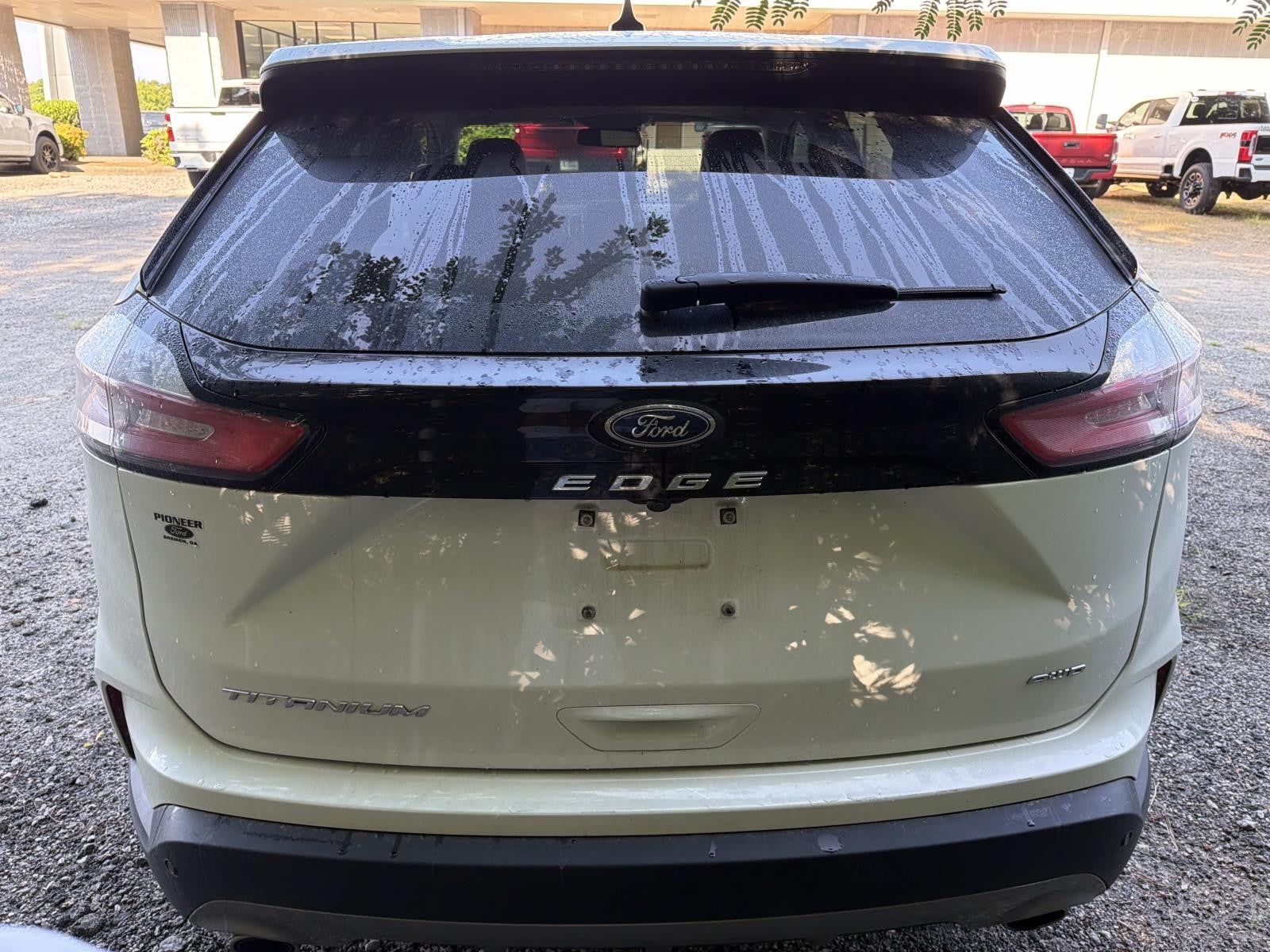 2023 Ford Edge Titanium