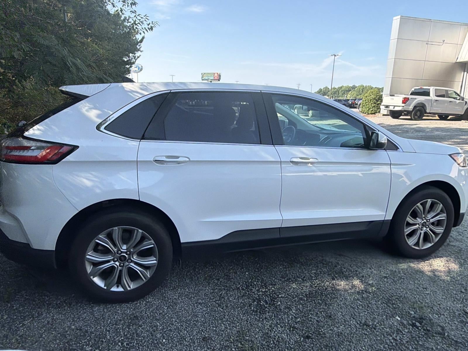 2023 Ford Edge Titanium
