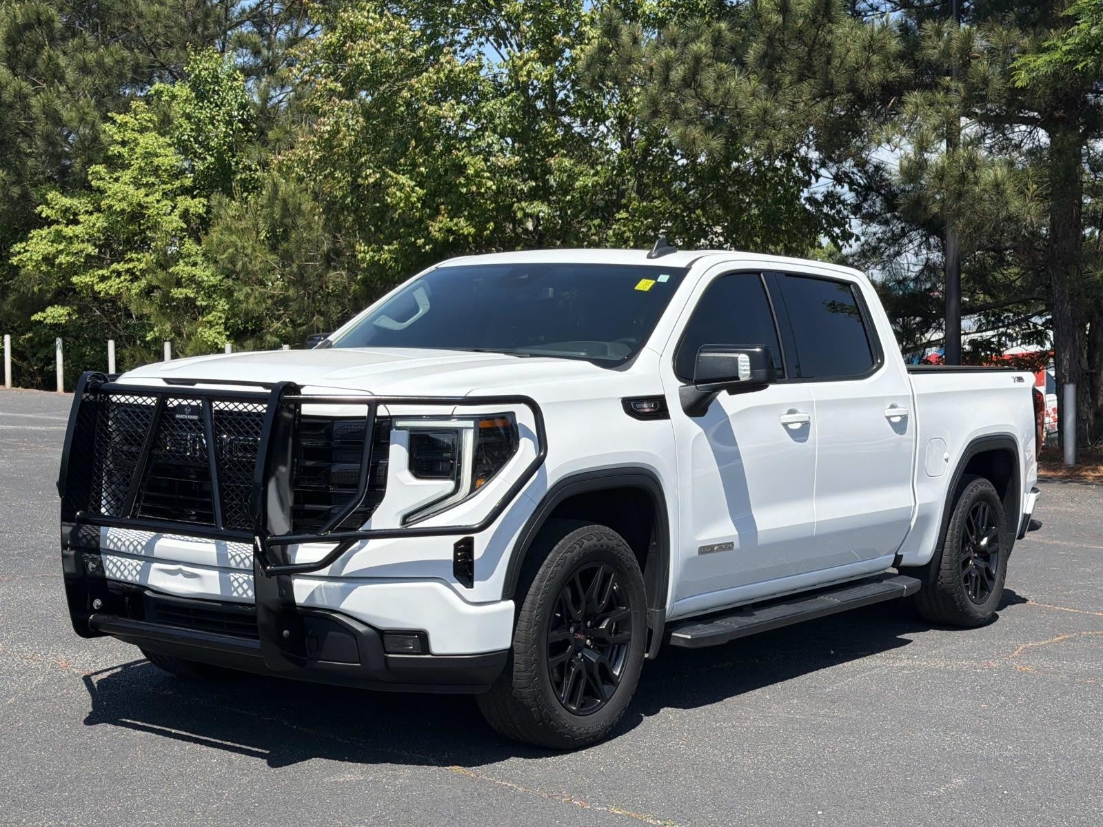 2022 GMC Sierra 1500 Elevation