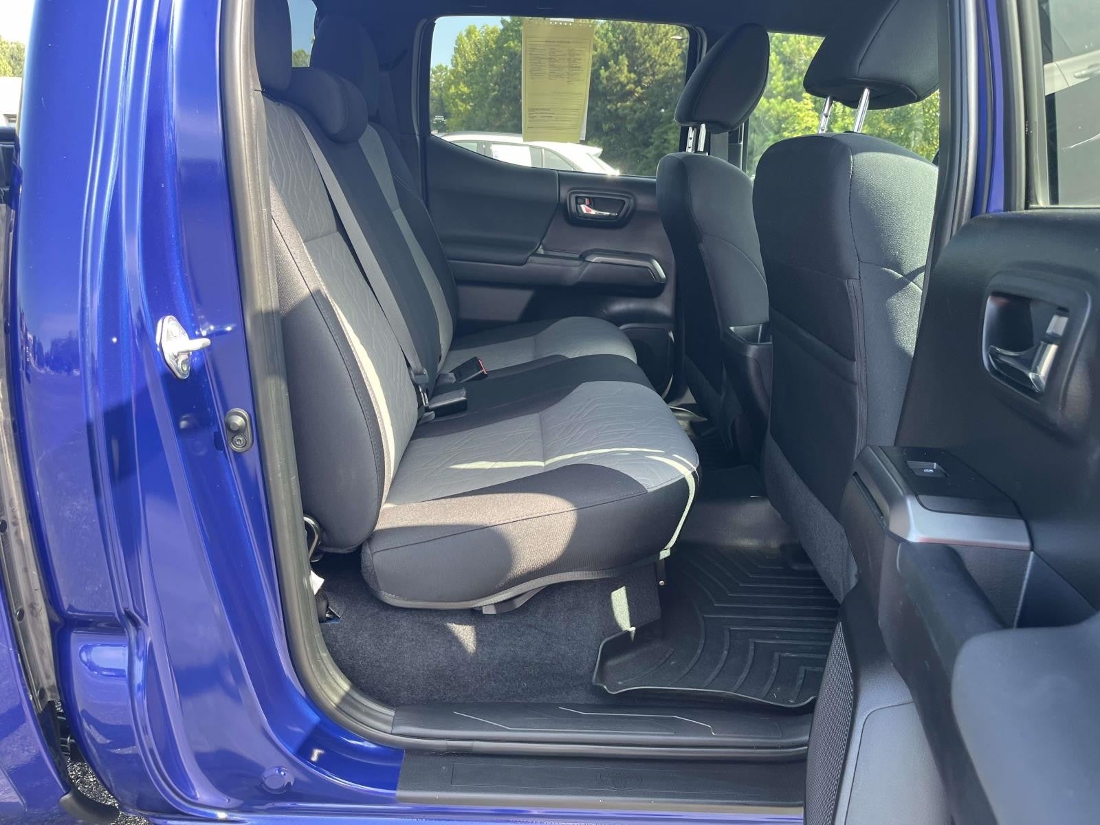 2022 Toyota Tacoma 4WD SR