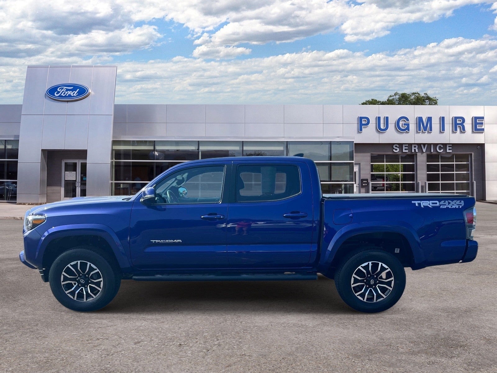 2022 Toyota Tacoma 4WD SR