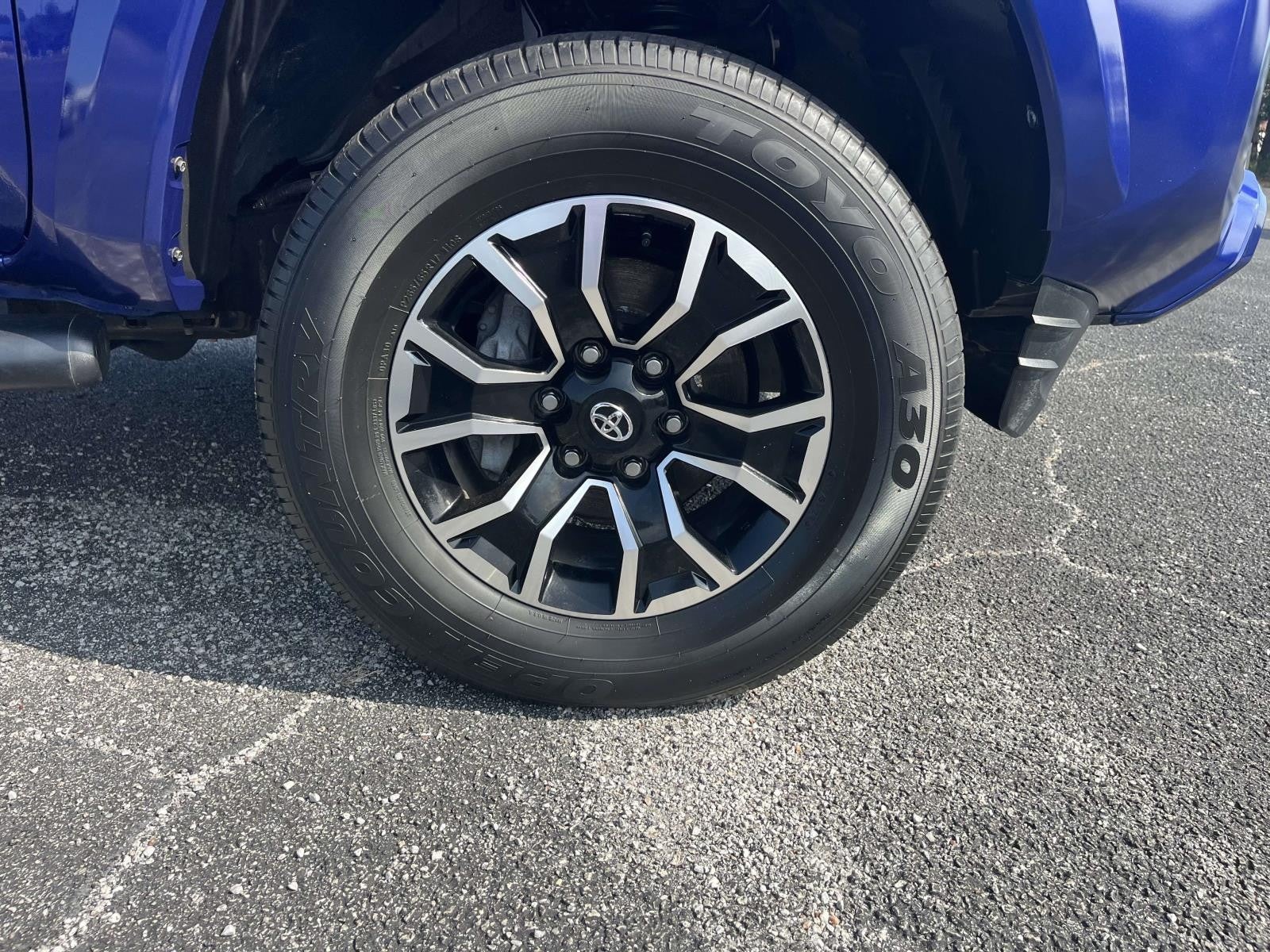 2022 Toyota Tacoma 4WD SR