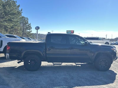 2022 Toyota Tacoma 4WD SR5