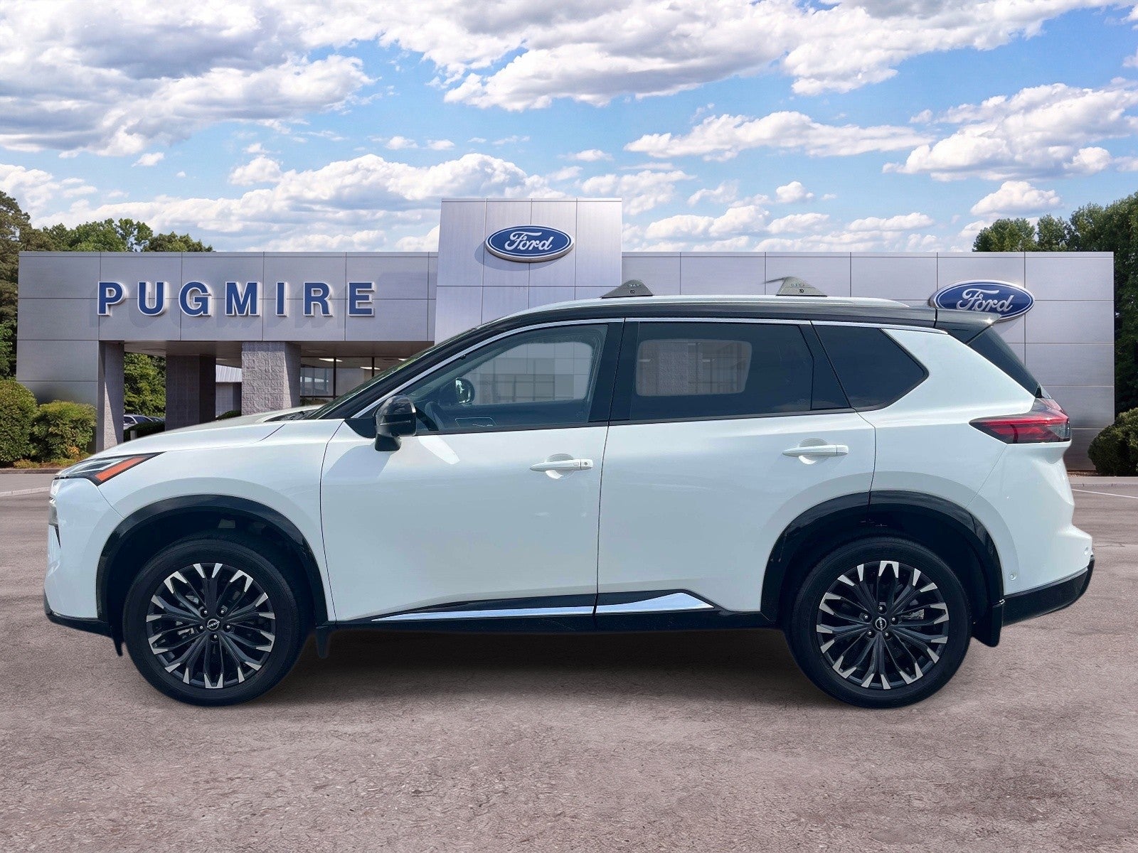 2025 Nissan Rogue Platinum