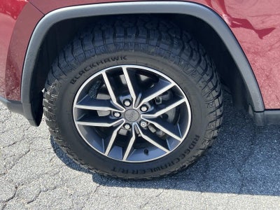 2019 Jeep Grand Cherokee Laredo
