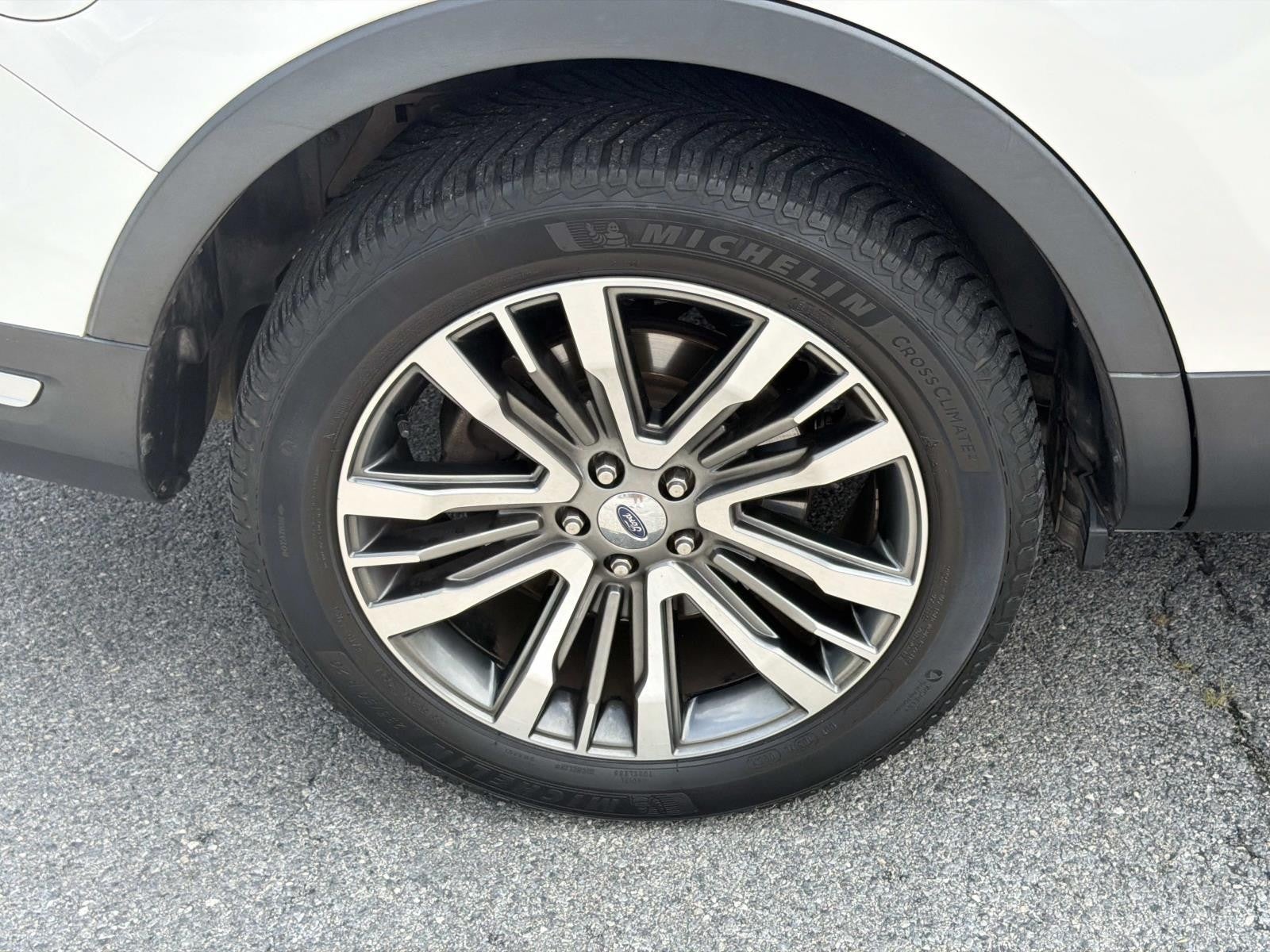 2019 Ford Explorer Platinum