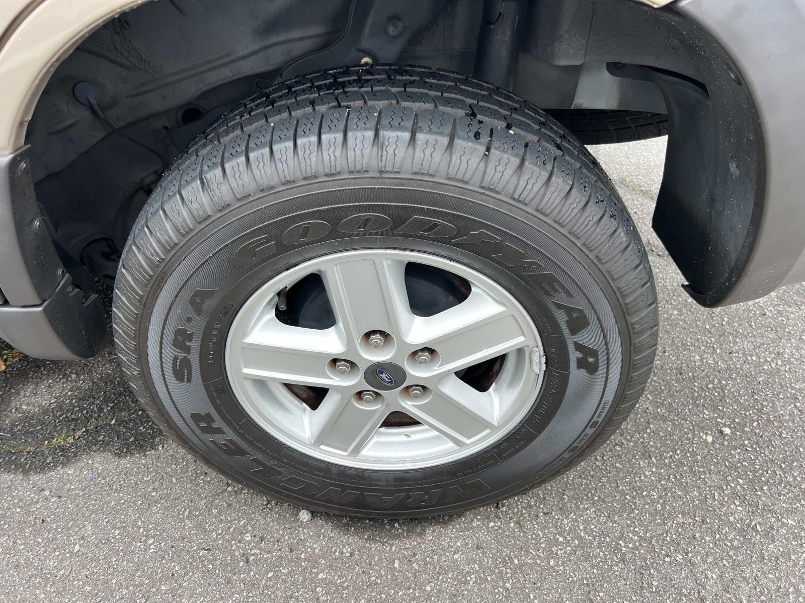 2007 Ford Escape XLS