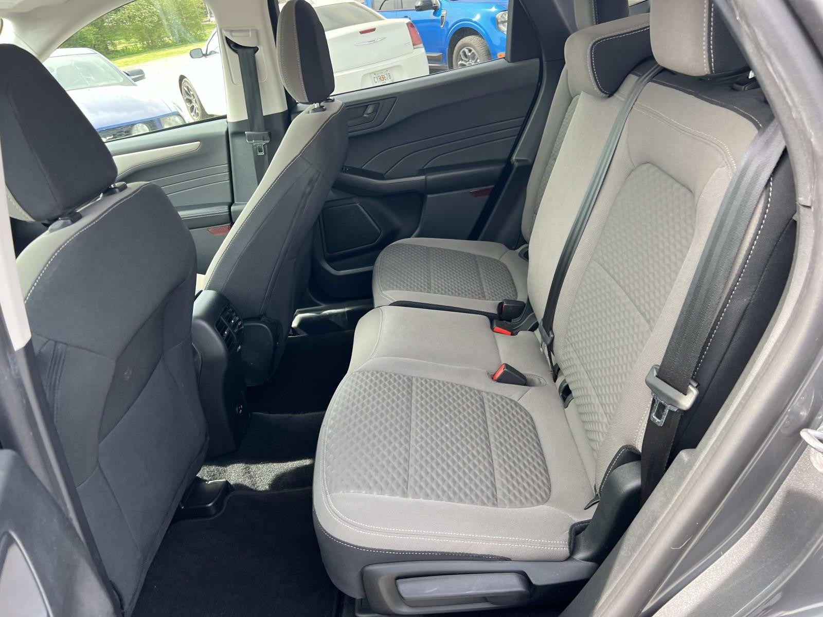 2022 Ford Escape SE HYBRID AWD