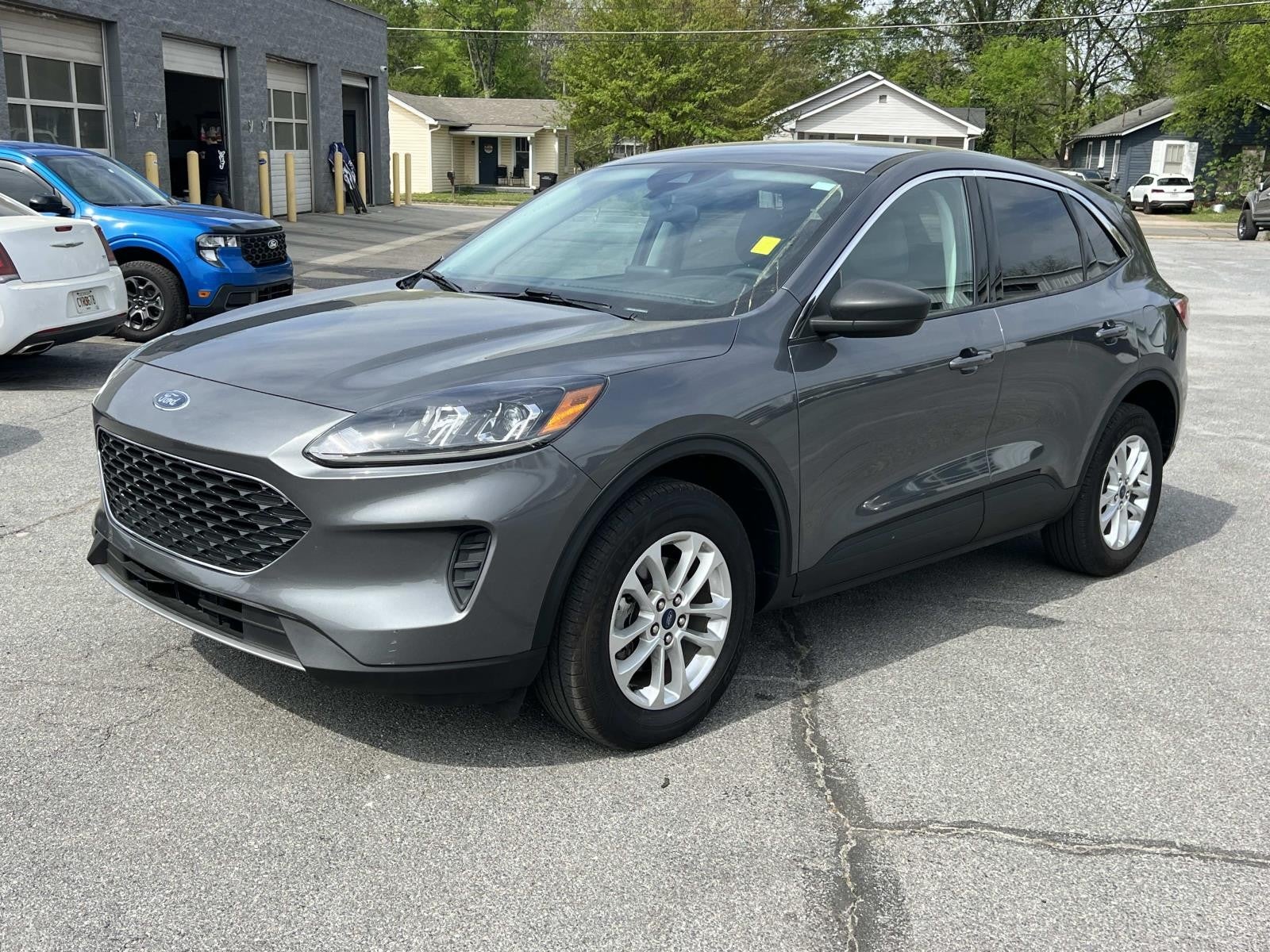 2022 Ford Escape SE HYBRID AWD