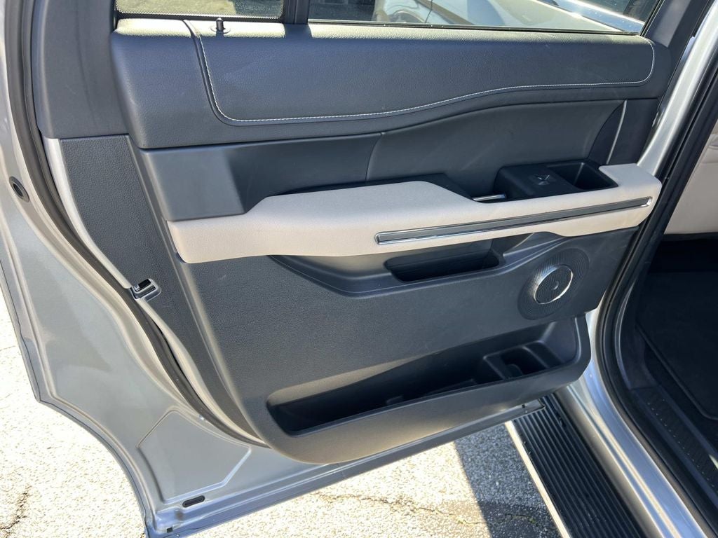 2022 Ford Expedition Max XLT