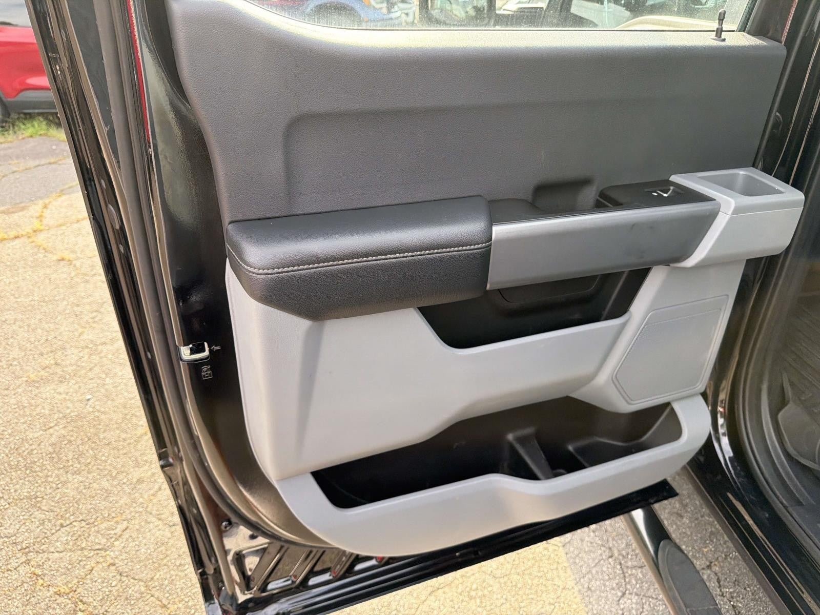 2023 Ford Super Duty F-250 SRW XL 4WD CREW CAB 6.75' BOX
