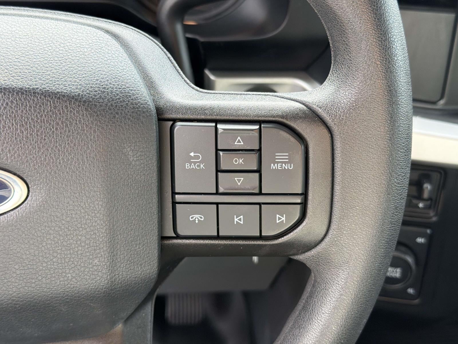 2023 Ford Super Duty F-250 SRW XL 4WD CREW CAB 6.75' BOX