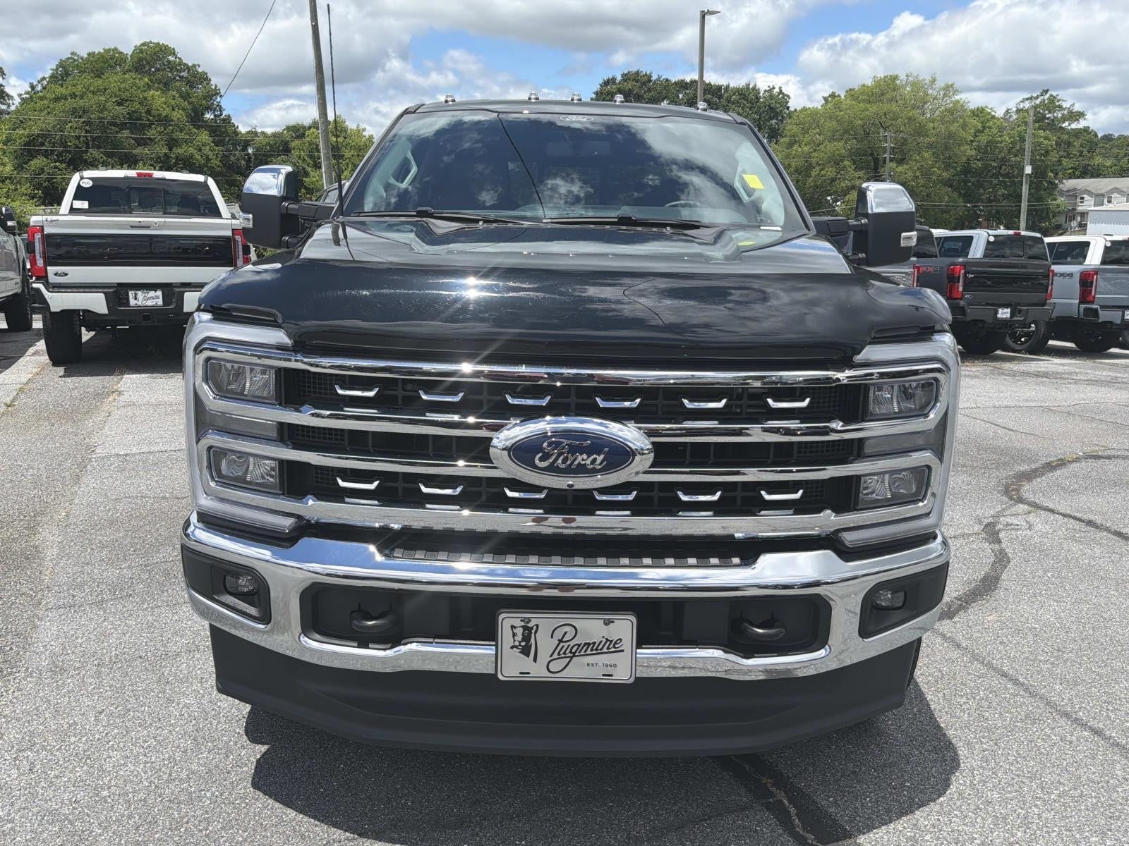 2026 Ford Super Duty F-350 SRW LARIAT 4WD CREW