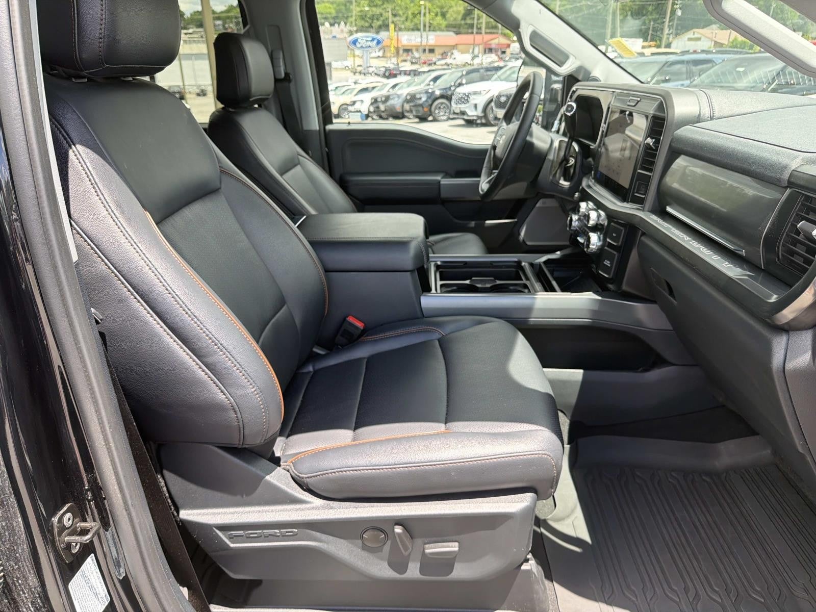 2026 Ford Super Duty F-350 SRW LARIAT 4WD CREW