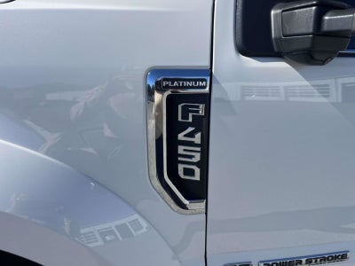 2022 Ford Super Duty F-450 DRW DRW 4X4 CREW CAB