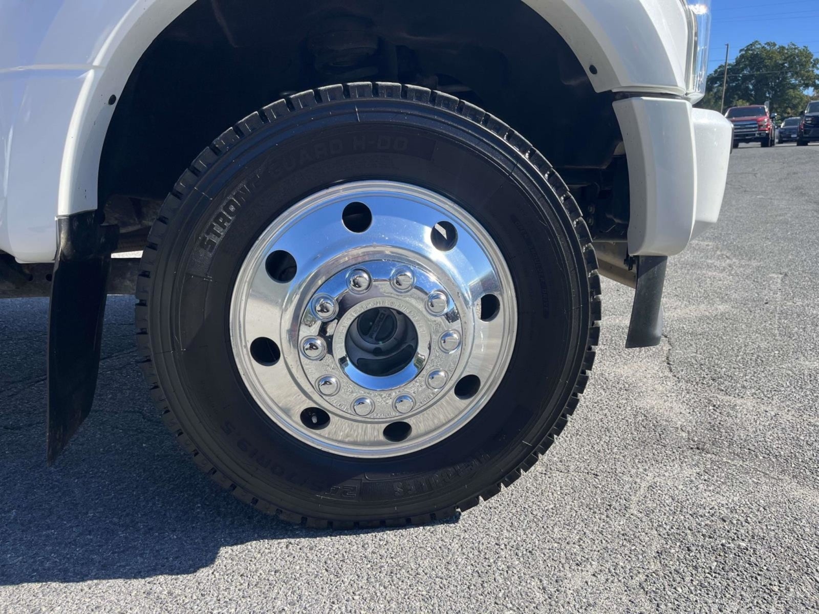 2022 Ford Super Duty F-450 DRW DRW 4X4 CREW CAB
