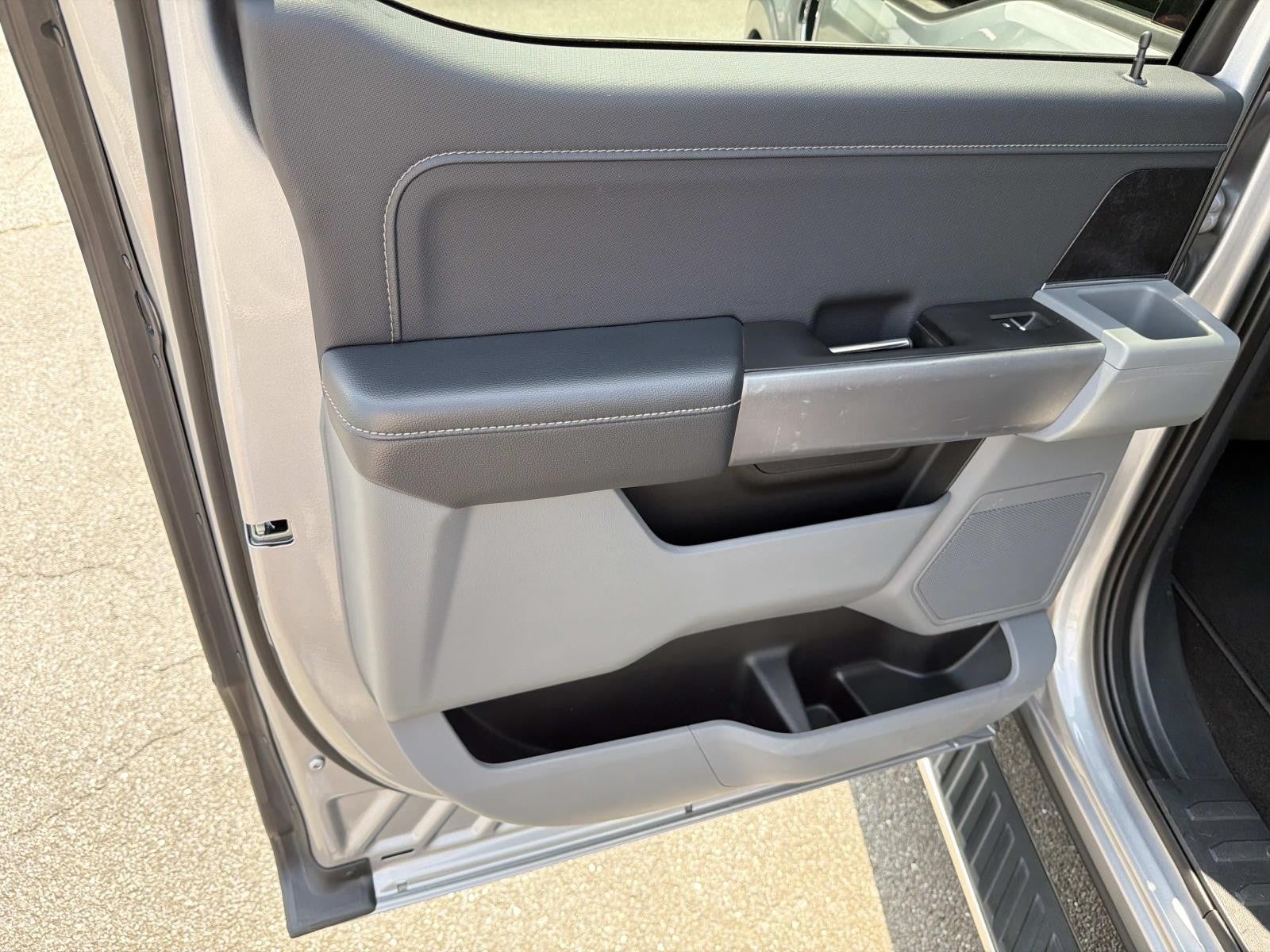 2022 Ford F-150 LARIAT 2WD SUPERCREW 6.5'