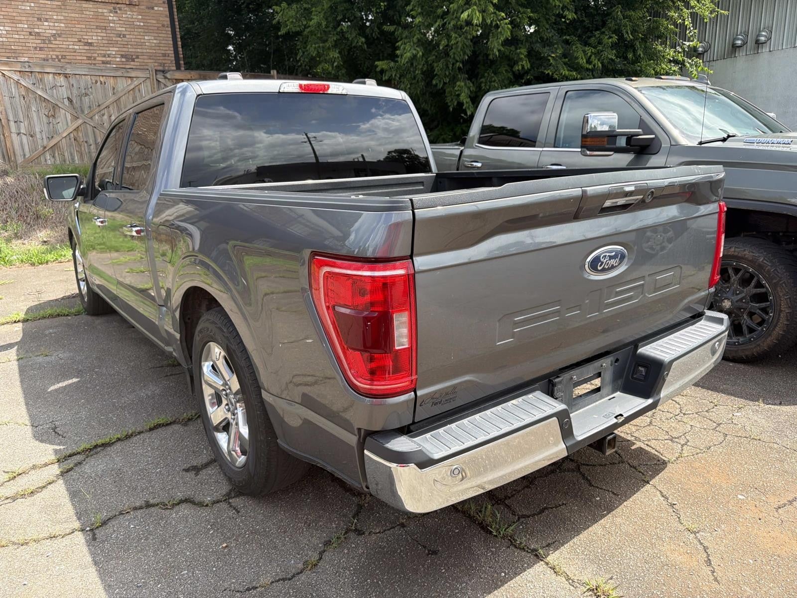 2021 Ford F-150 XLT 2WD CREW