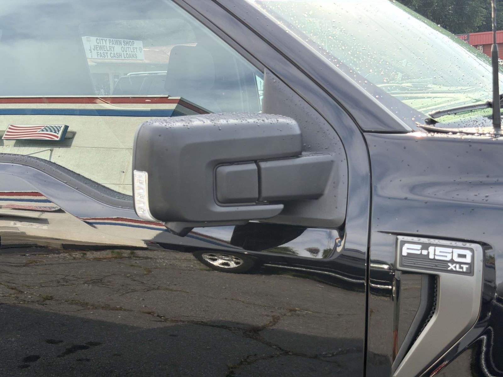 2023 Ford F-150 XLT 4WD SUPERCREW 5.5' BO
