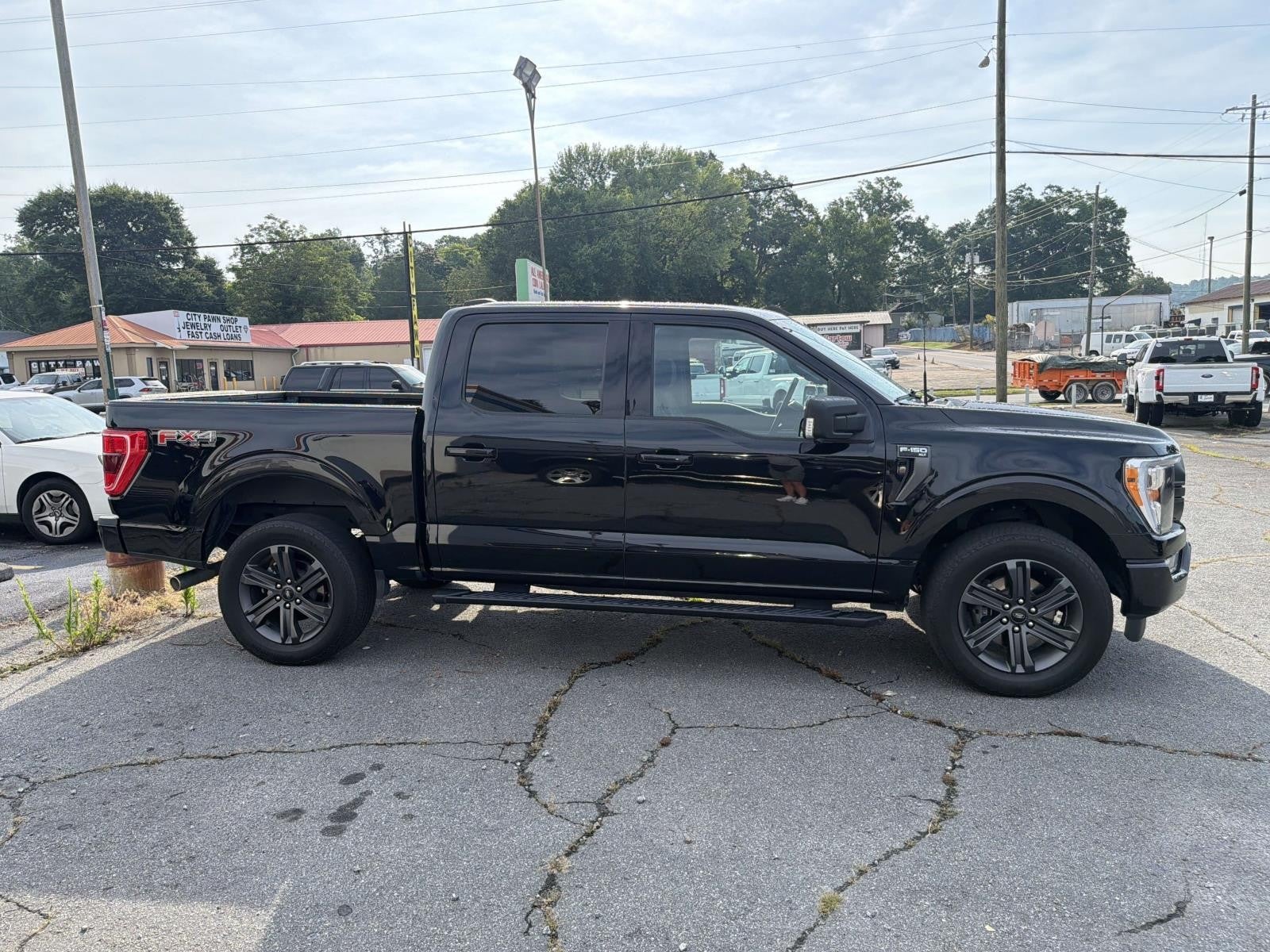 2023 Ford F-150 XLT 4WD SUPERCREW 5.5' BO