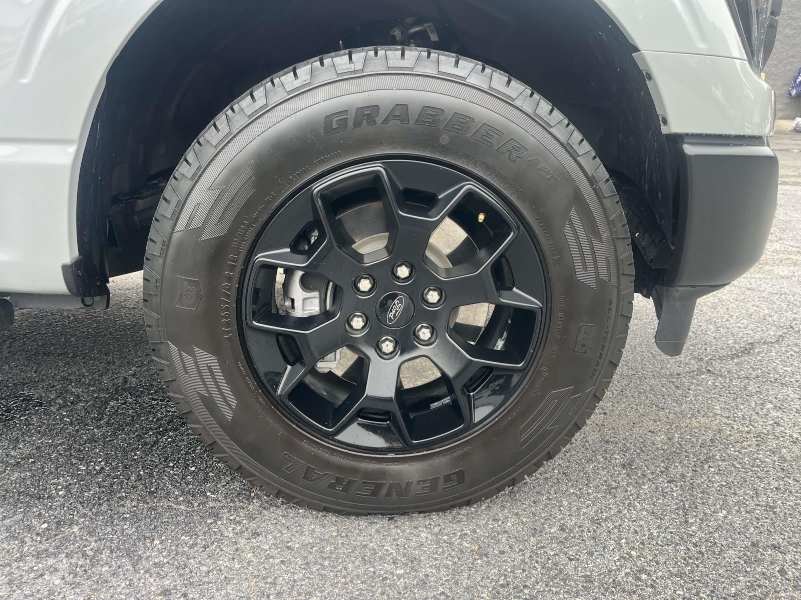 2023 Ford F-150 XL 4X4 SUPERCREW