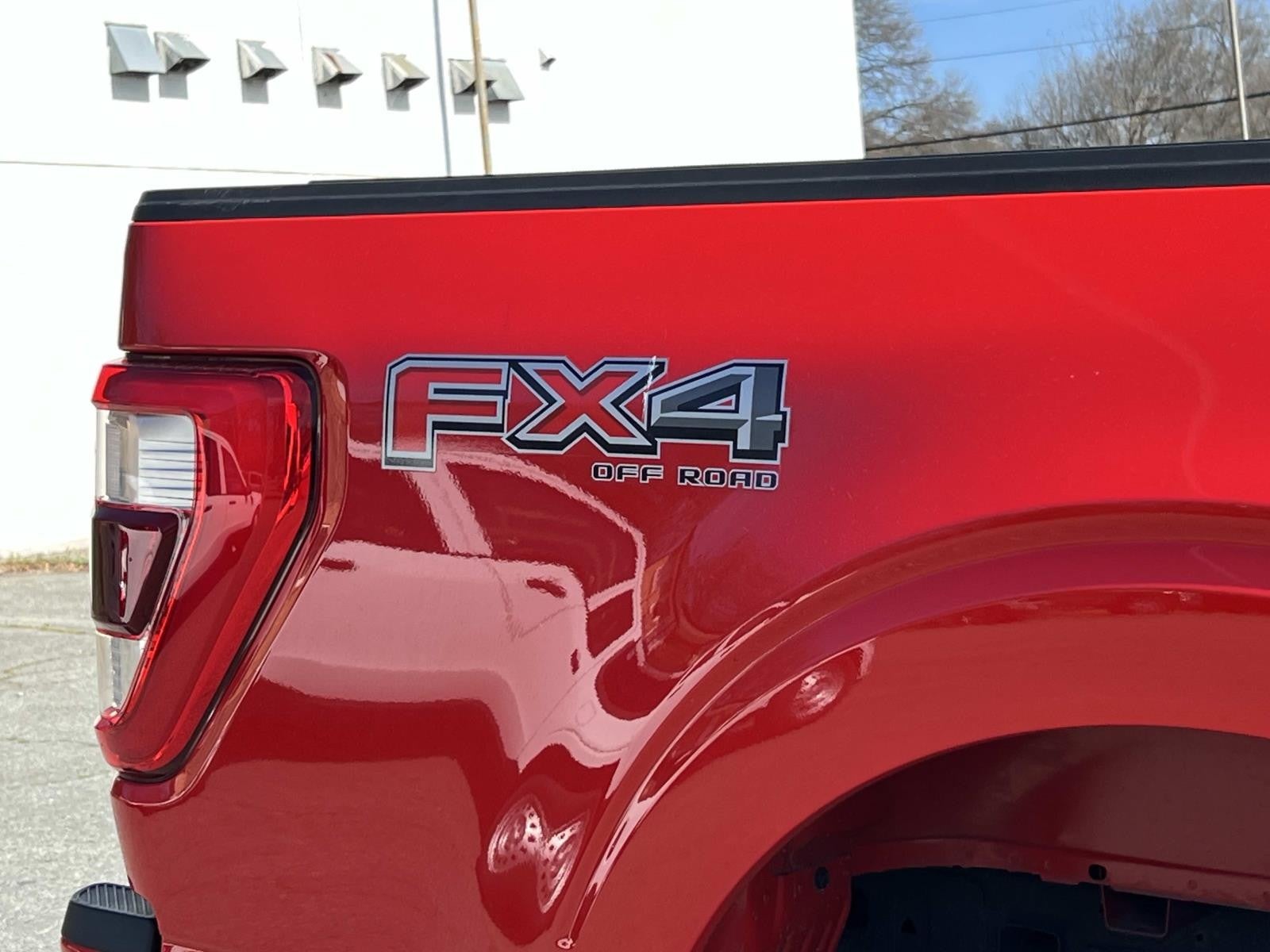 2022 Ford F-150 LARIAT 4WD SUPERCREW 5.5'