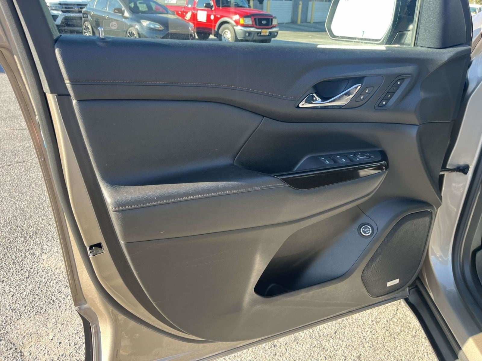 2022 GMC Acadia AWD 4DR AT4