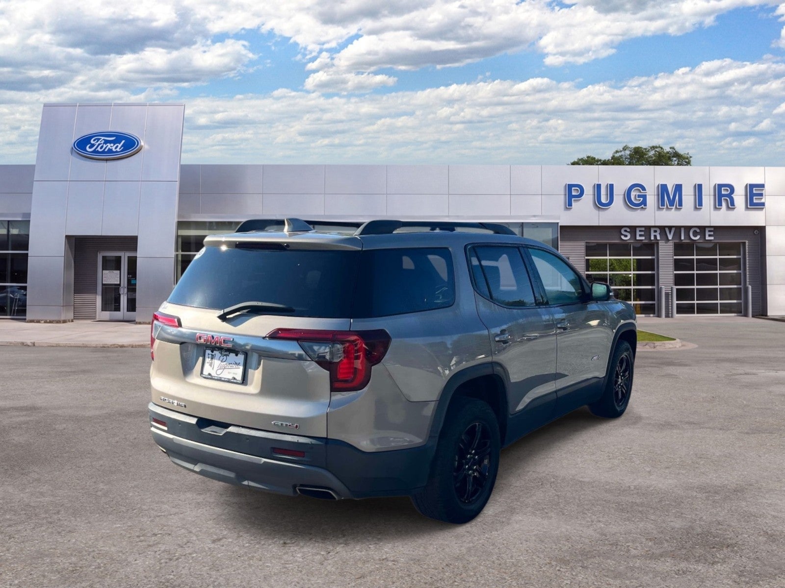 2022 GMC Acadia AWD 4DR AT4