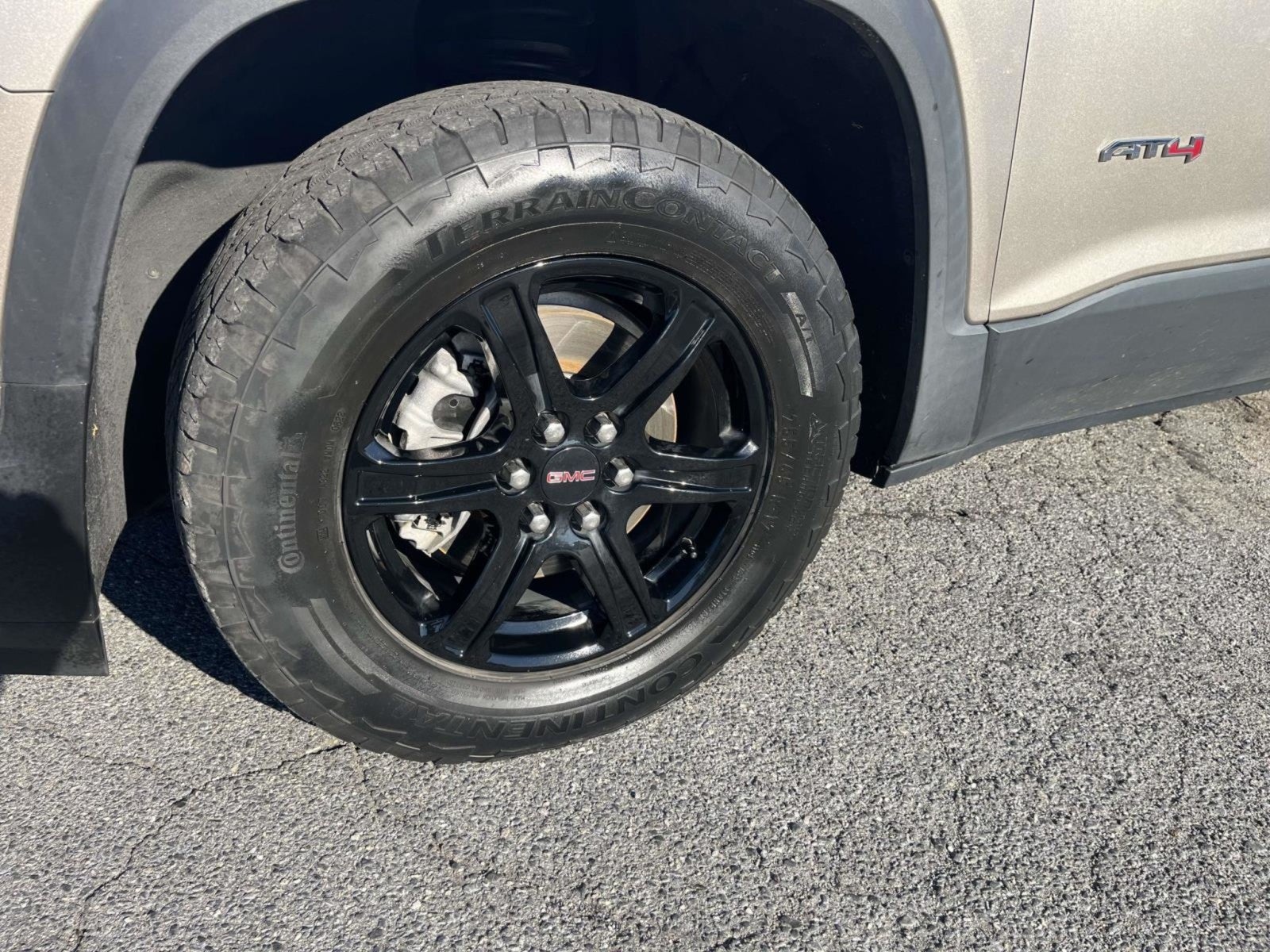 2022 GMC Acadia AWD 4DR AT4
