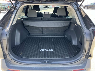 2023 Toyota RAV4 XLE FWD