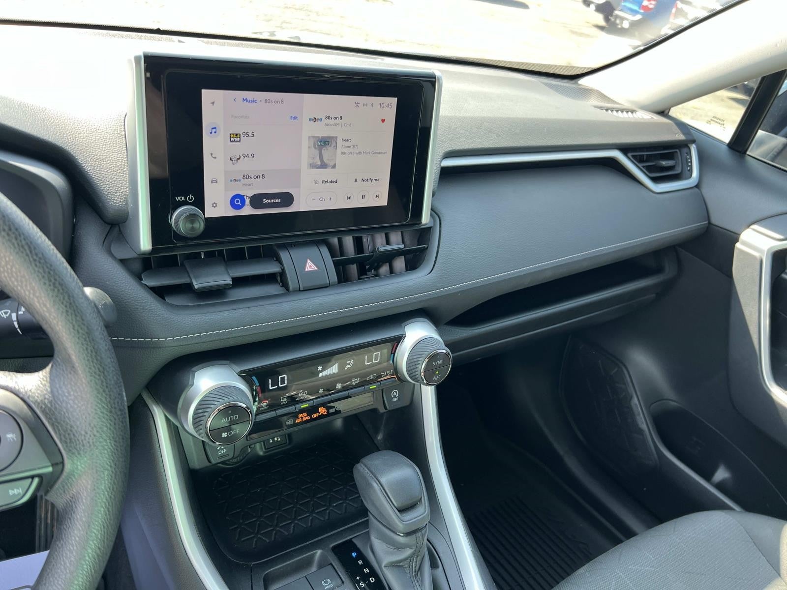 2023 Toyota RAV4 XLE FWD