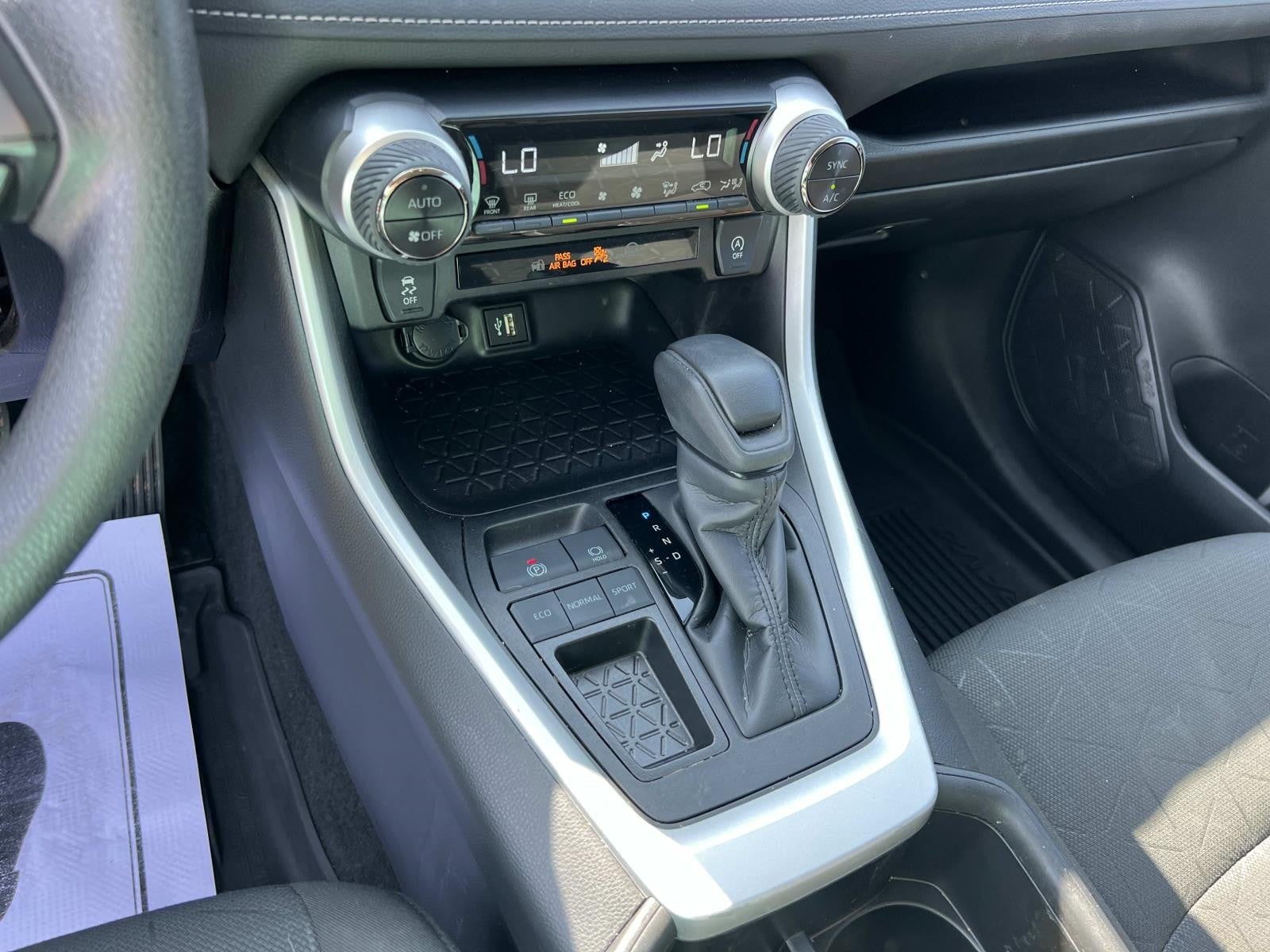 2023 Toyota RAV4 XLE FWD