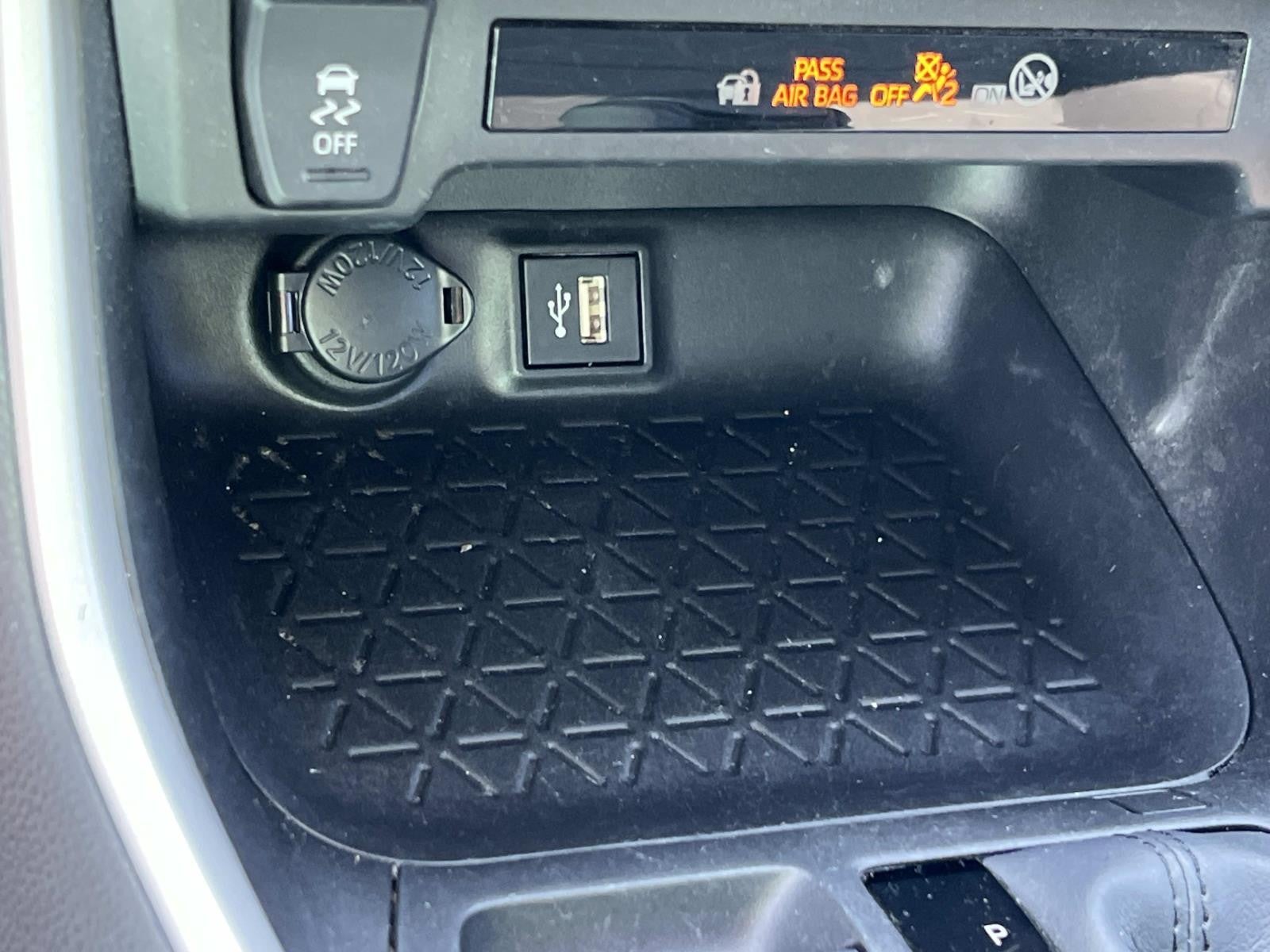 2023 Toyota RAV4 XLE FWD