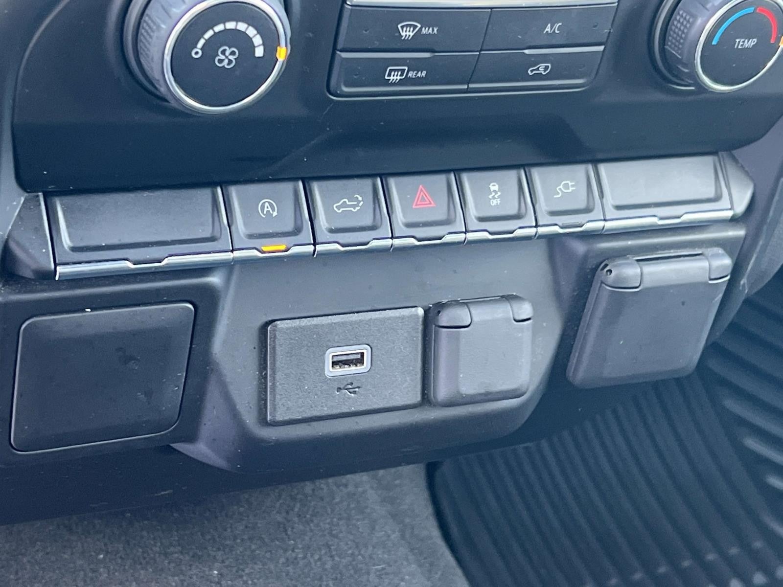 2020 Chevrolet Silverado 1500 Custom