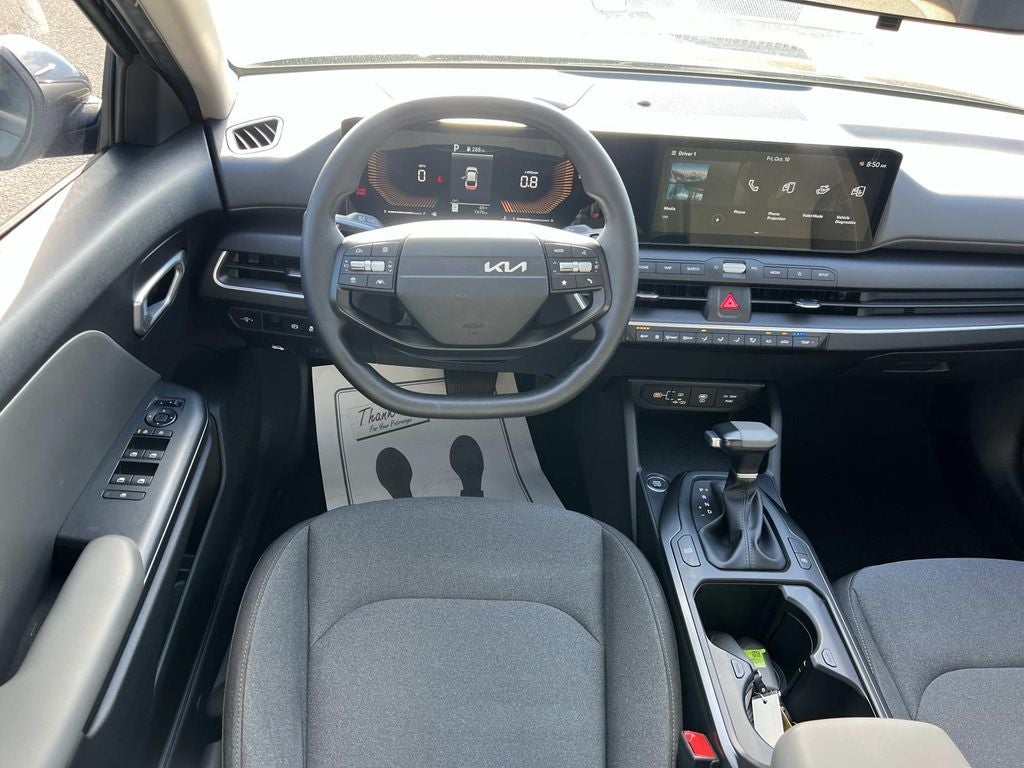 2025 Kia K4 LX