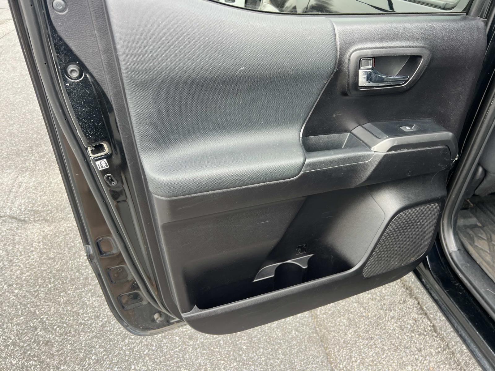 2020 Toyota Tacoma 2WD SR5