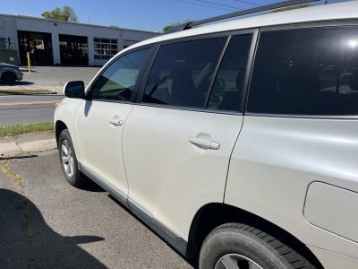 2011 Toyota Highlander FWD 4DR L4 BASE