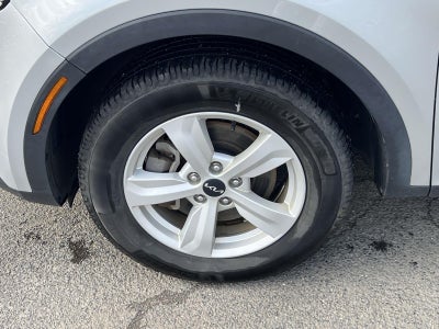 2022 Kia Sorento LX