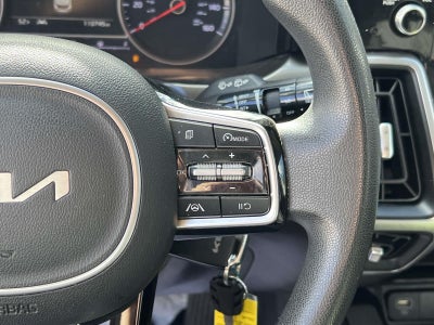 2022 Kia Sorento LX