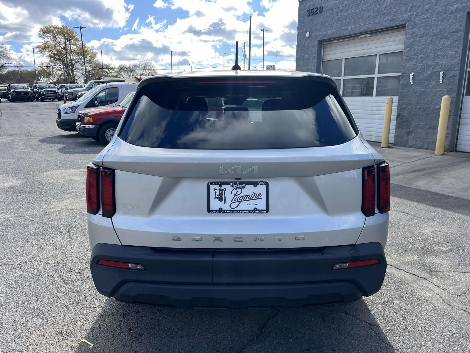 2022 Kia Sorento LX