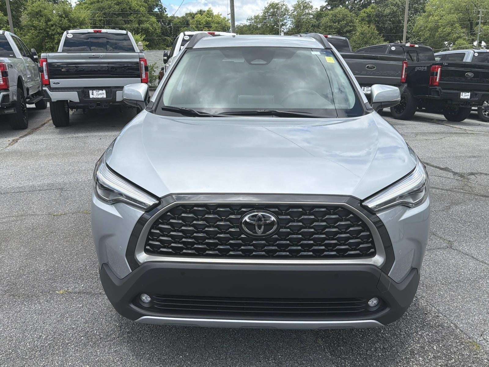2024 Toyota Corolla Cross XLE