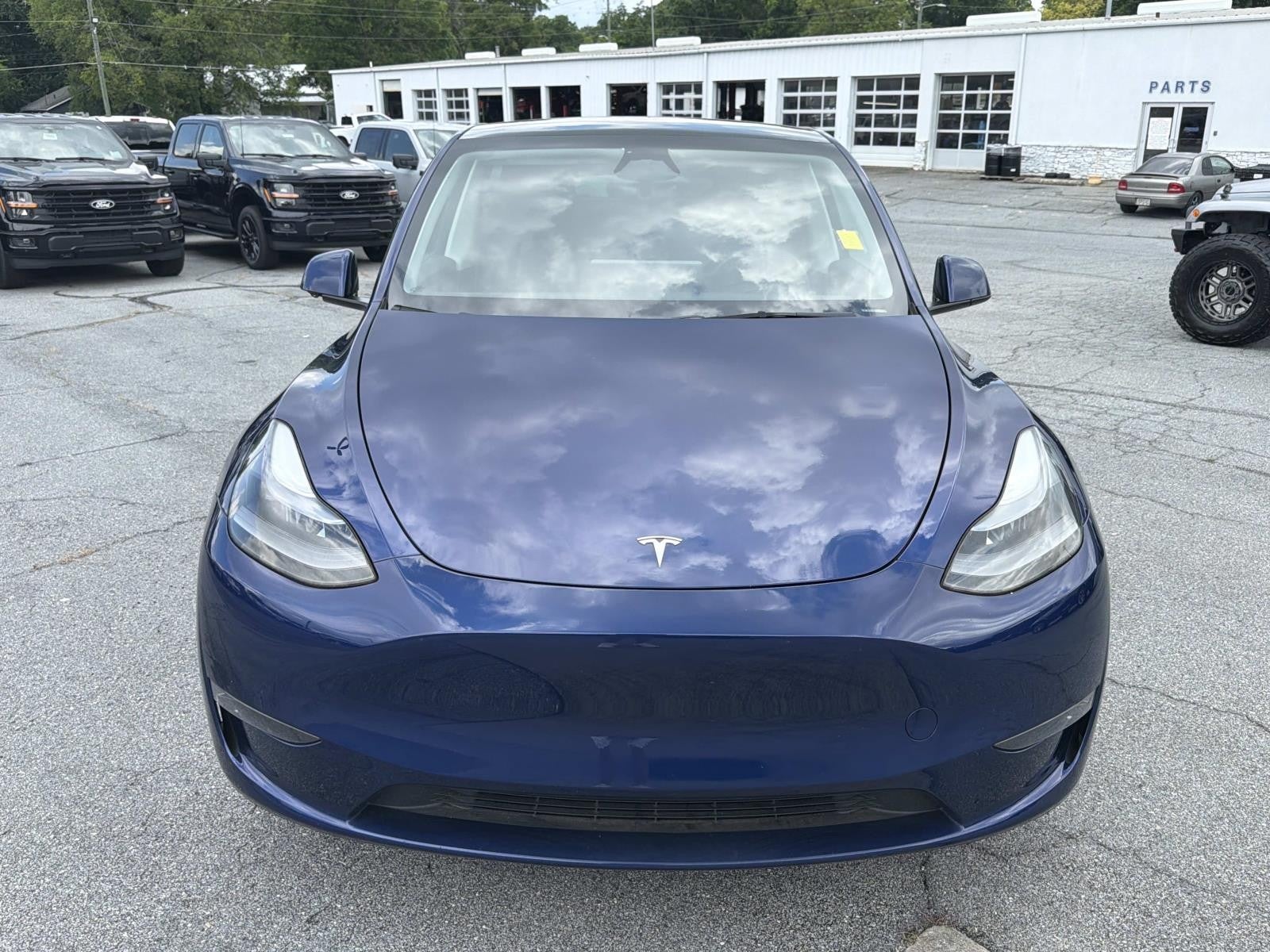 2024 Tesla Model Y Long Range