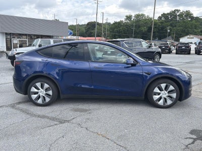 2024 Tesla Model Y Long Range