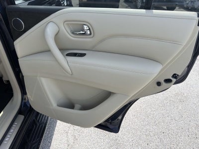 2021 INFINITI QX80 LUXE