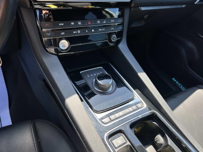 2019 Jaguar F-PACE 25t Premium