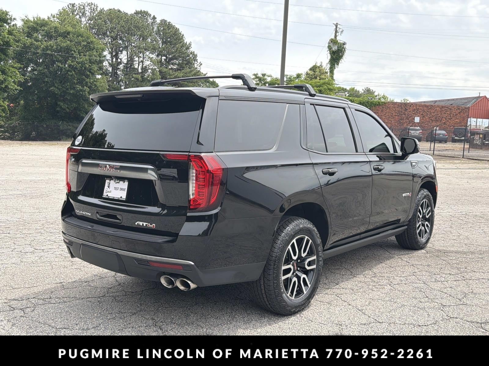 2022 GMC Yukon AT4