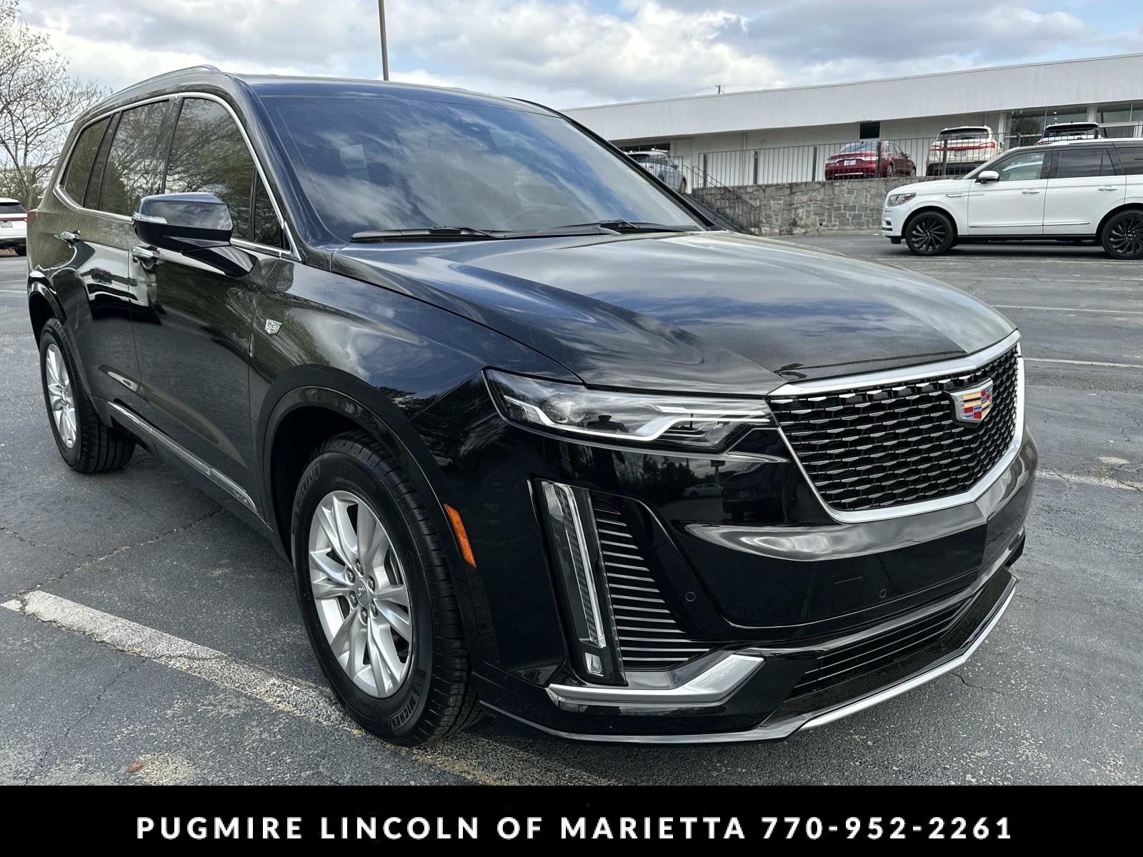 2025 Cadillac XT6 FWD Luxury